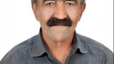 Photo of Mezar taşını ve yazısını hazırlamış